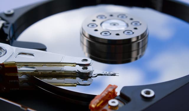 Hard Disk Drive